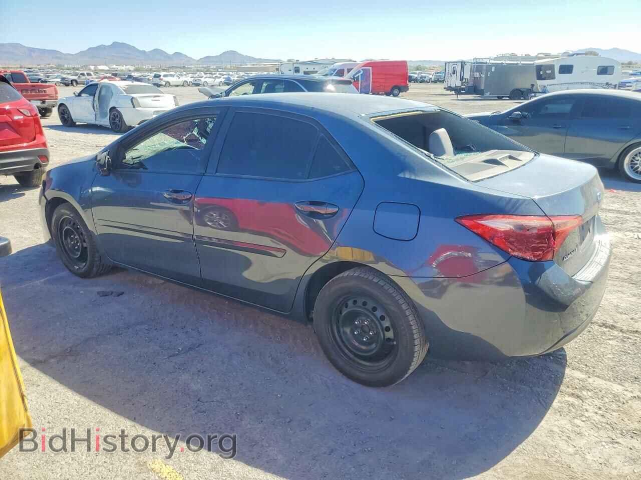 2017 TOYOTA COROLLA - VIN: 2T1BURHEXHC821965 - Фото 2