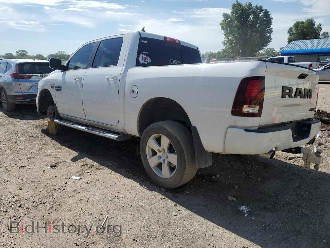 2017 RAM 1500 - VIN: 1C6RR7MT2HS755152 - Фото 2