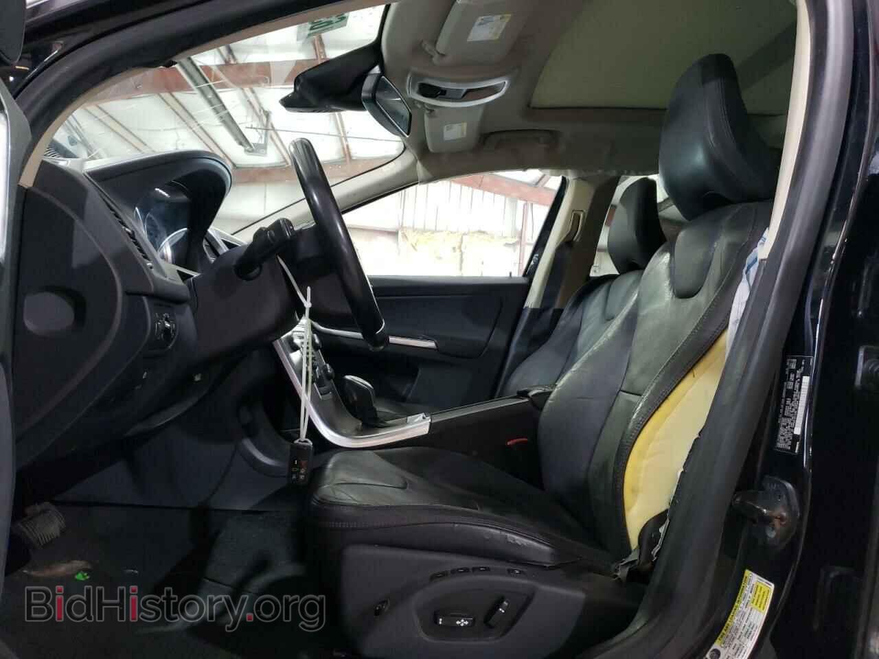 2013 VOLVO XC60 - VIN: YV4952DZ9D2401230 - Фото 7