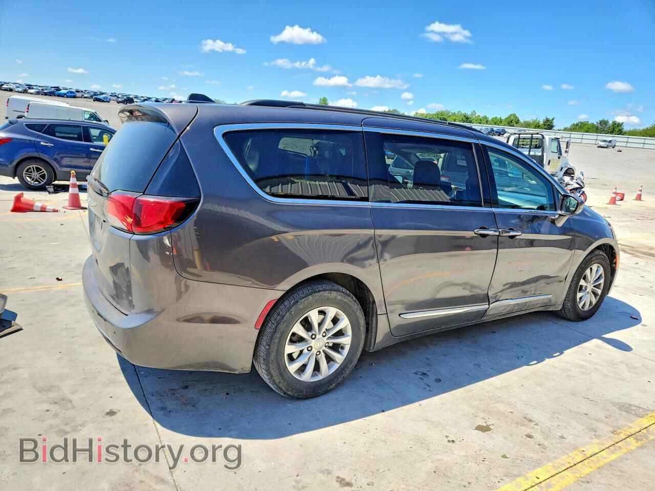2017 CHRYSLER PACIFICA - VIN: 2C4RC1BG8HR795329 - Фото 3
