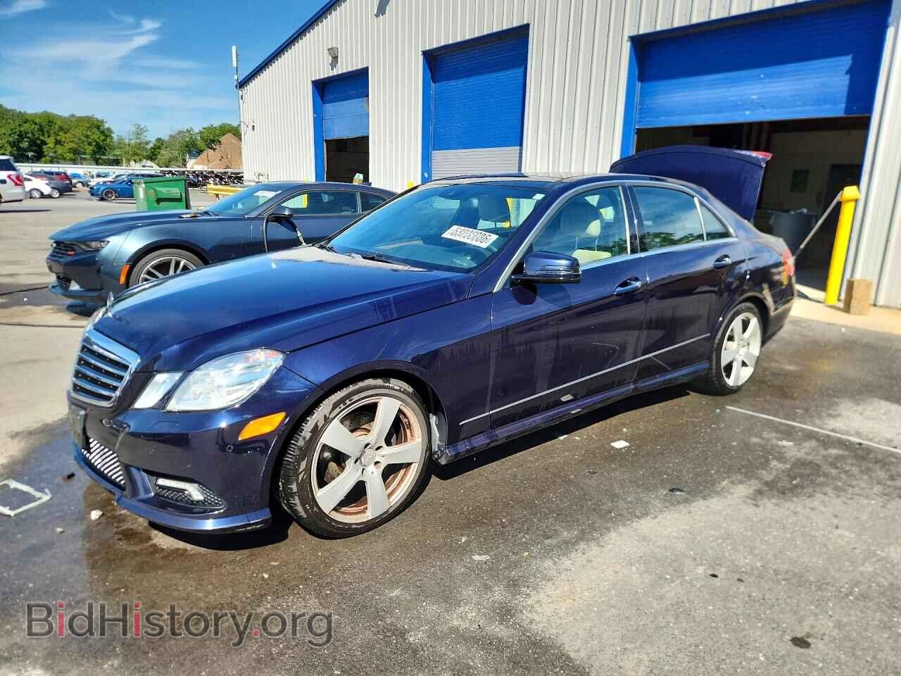 Photo WDDHF8HB9BA427301 - MERCEDES-BENZ E-CLASS 2011