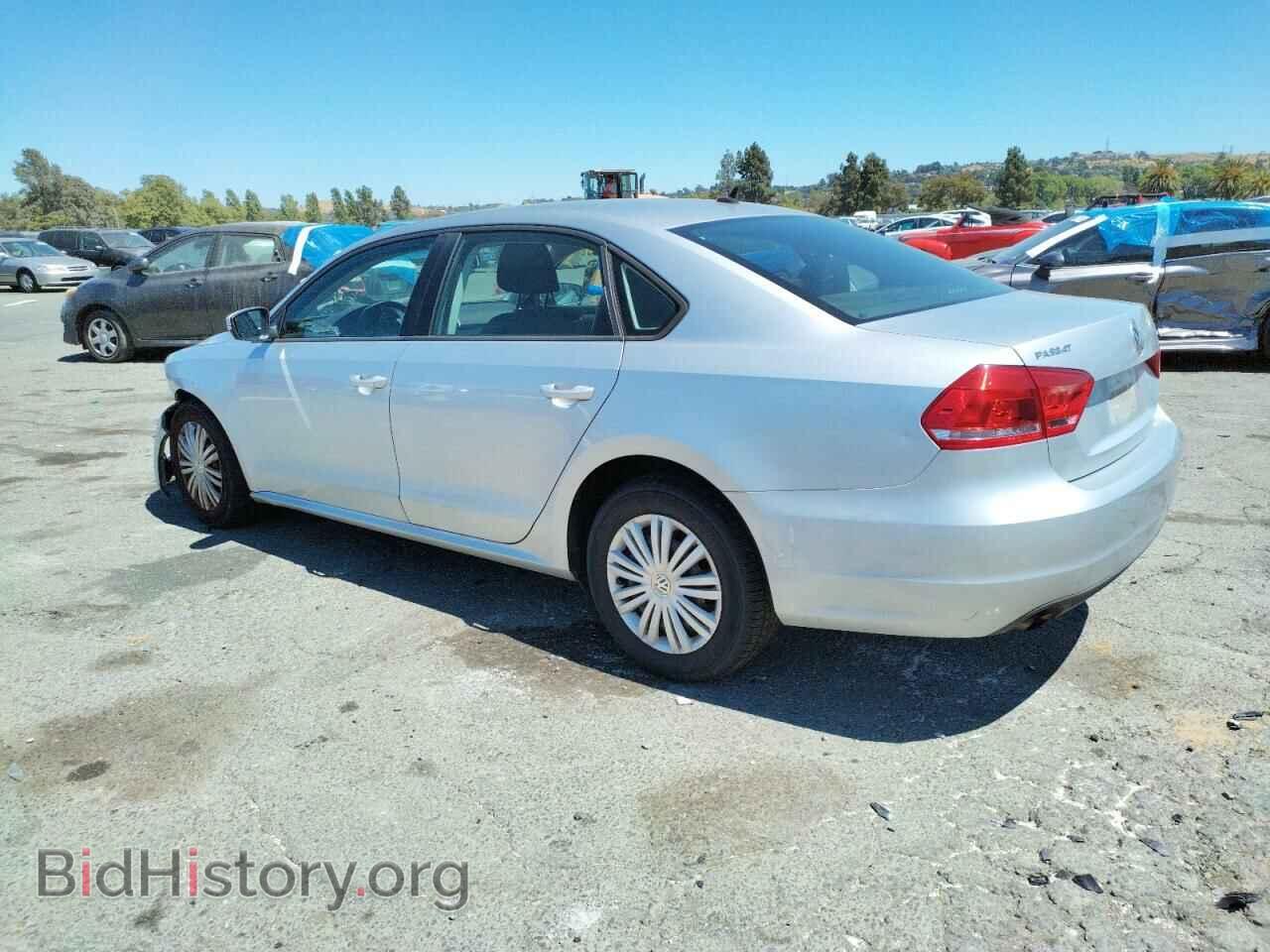 2015 VOLKSWAGEN PASSAT - VIN: 1VWAT7A34FC078573 - Фото 2