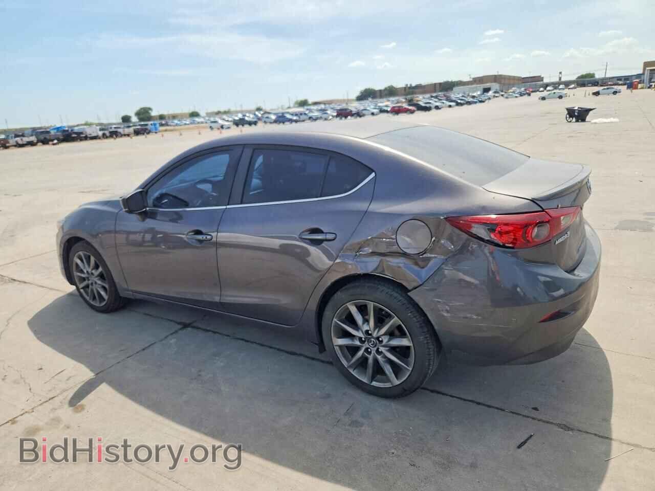 2018 MAZDA 3 - VIN: 3MZBN1V38JM229248 - Фото 2