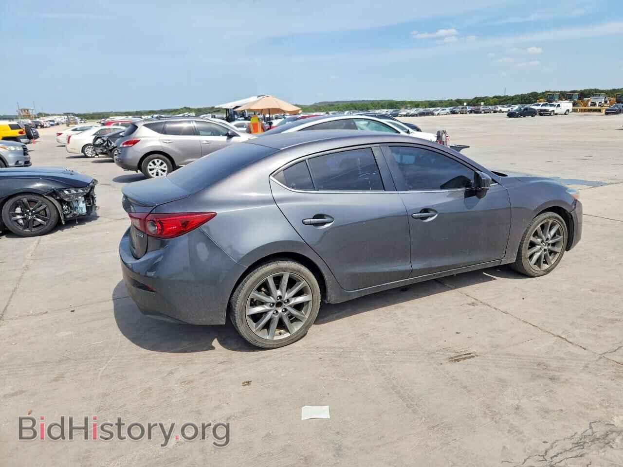 2018 MAZDA 3 - VIN: 3MZBN1V38JM229248 - Фото 3