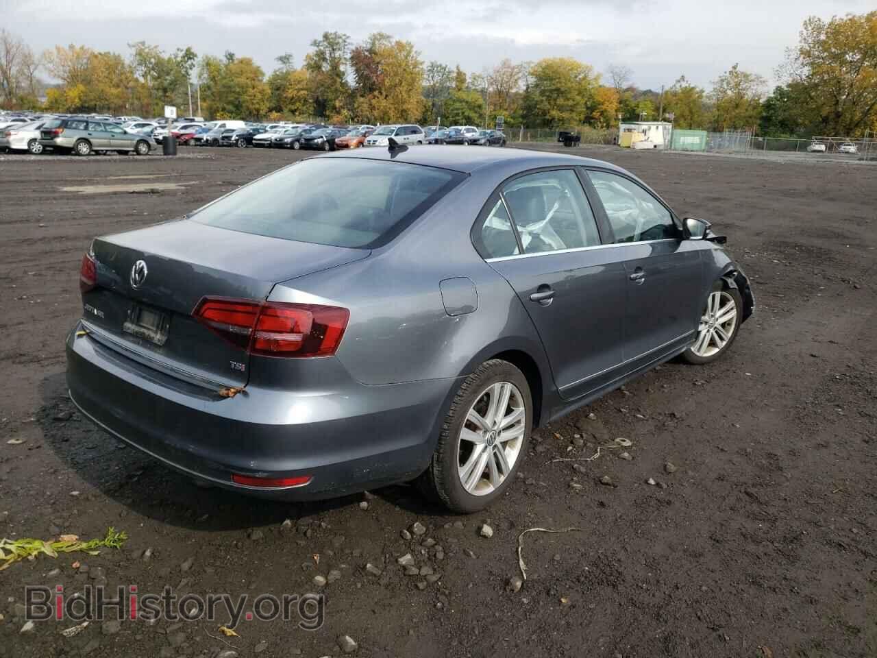 2017 VOLKSWAGEN JETTA - VIN: 3VWL17AJXHM301407 - Фото 4