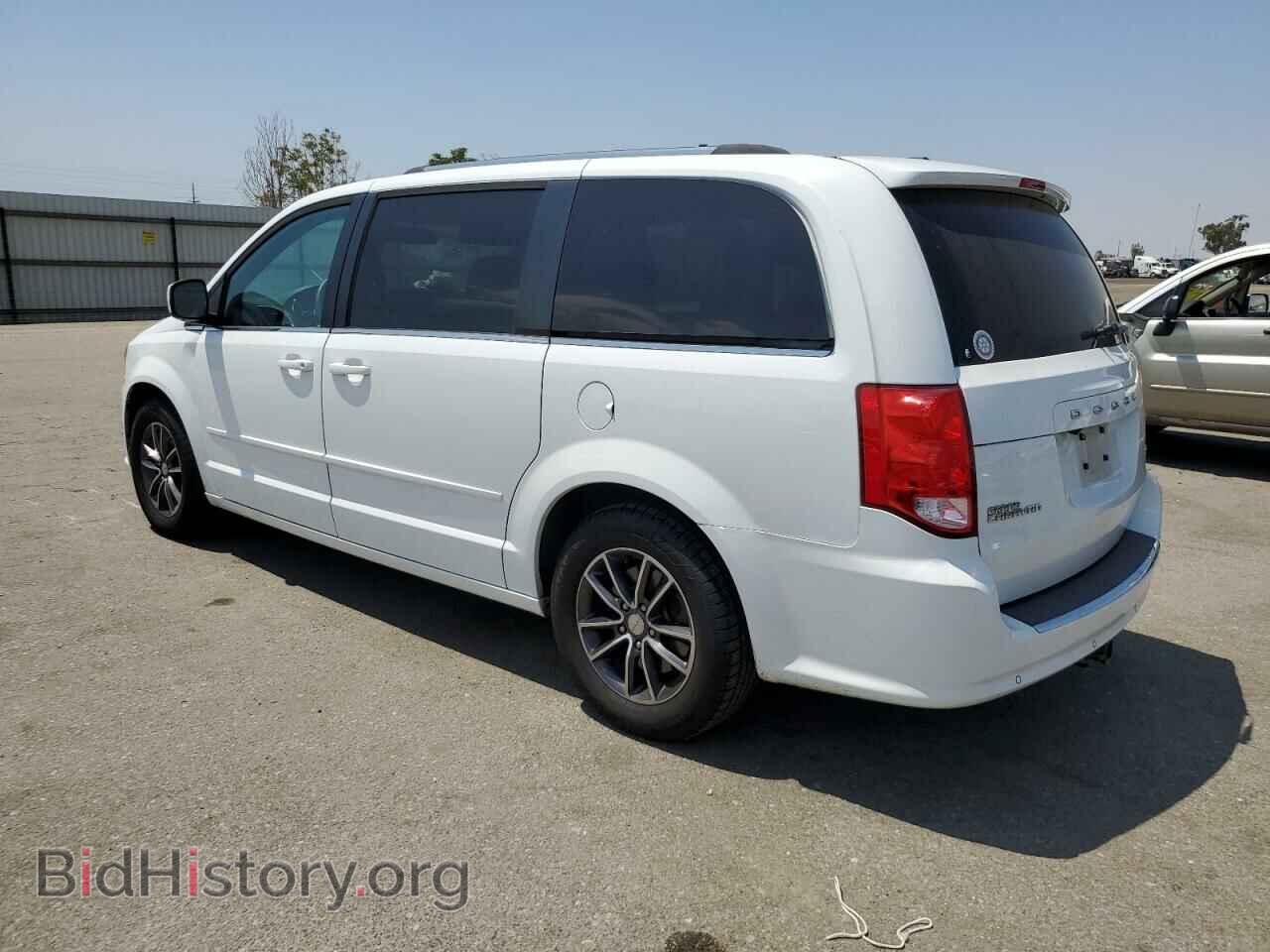 2017 DODGE CARAVAN - VIN: 2C4RDGCG1HR705890 - Photo 2