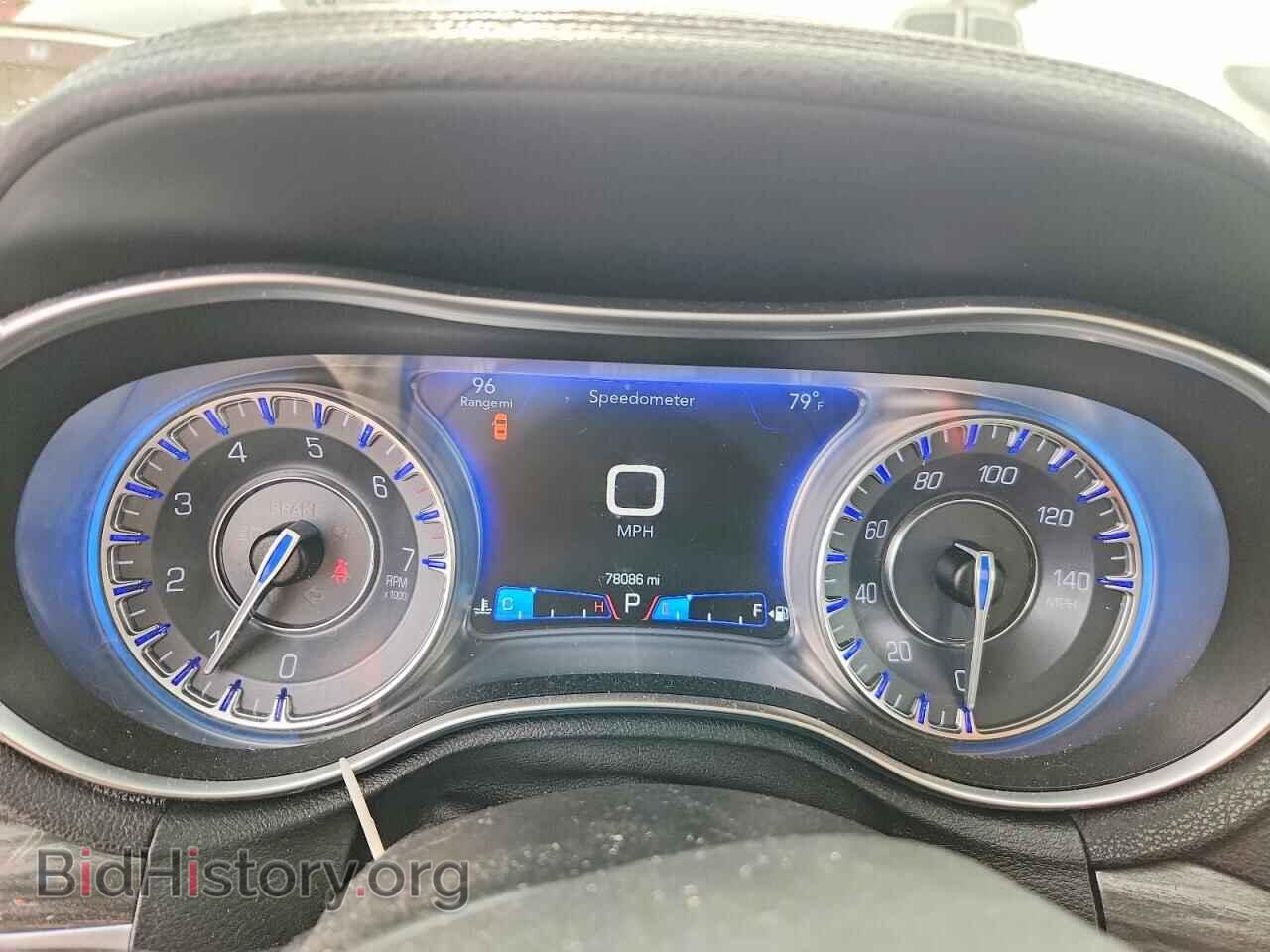 2018 CHRYSLER 300 - VIN: 2C3CCARG5JH255030 - Photo 9