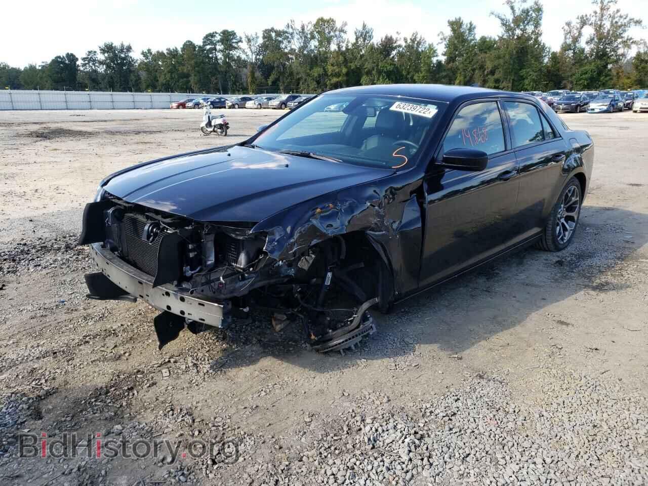 2017 CHRYSLER 300 - VIN: 2C3CCAAGXHH647510 - Фото 9