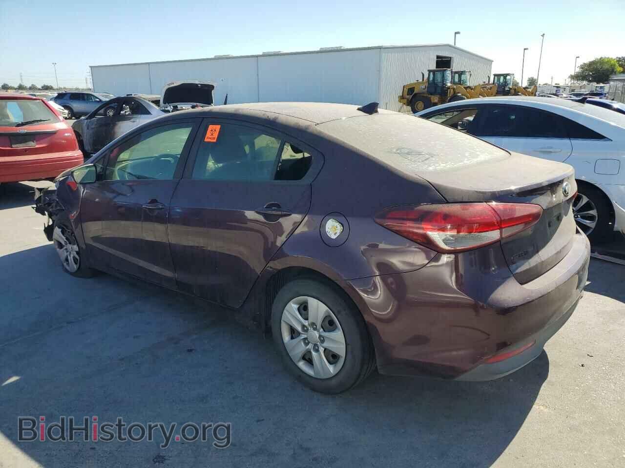 2017 KIA FORTE - VIN: 3KPFK4A78HE145412 - Фото 2
