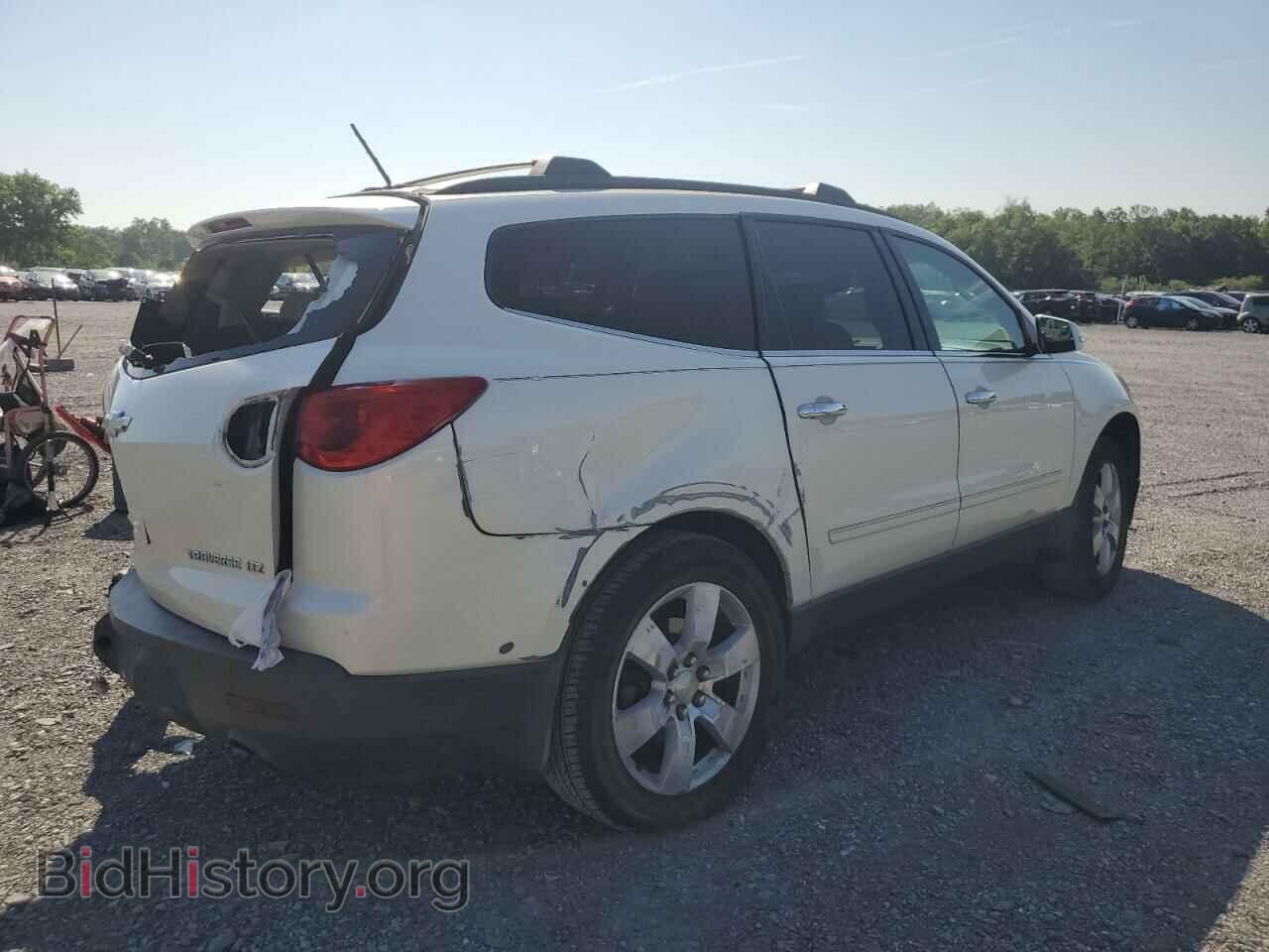 2012 CHEVROLET TRAVERSE - VIN: 1GNKVLED7CJ132430 - Фото 3