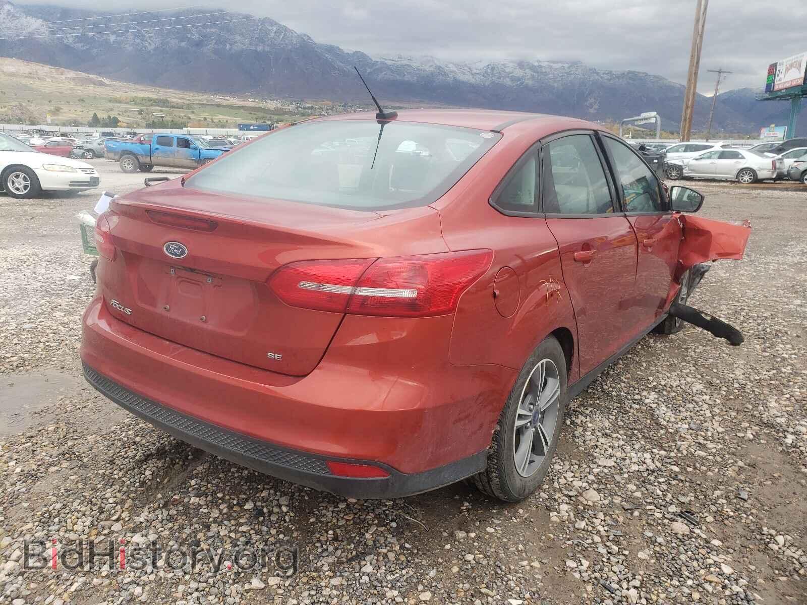 2018 FORD FOCUS - VIN: 1FADP3FE8JL260248 - Фото 4