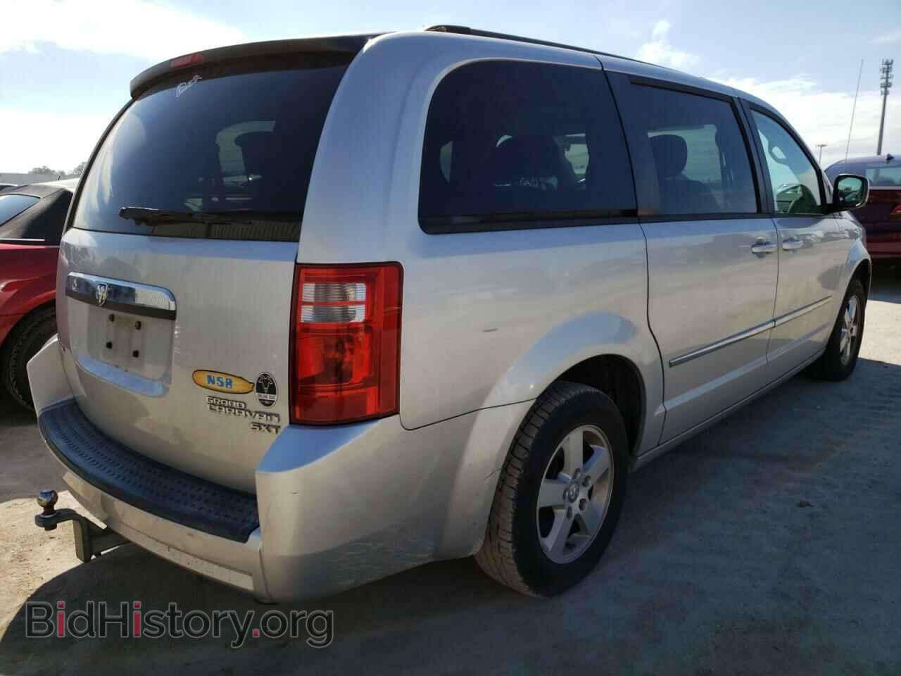 2010 DODGE CARAVAN - VIN: 2D4RN5D11AR229614 - Photo 4