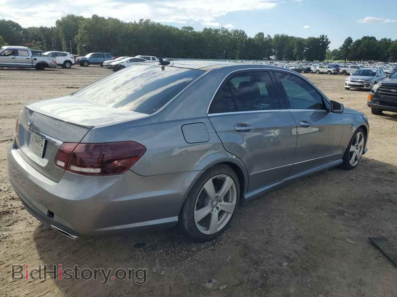 2011 MERCEDES-BENZ E-CLASS - VIN: WDDHF5GB3BA353485 - Фото 3