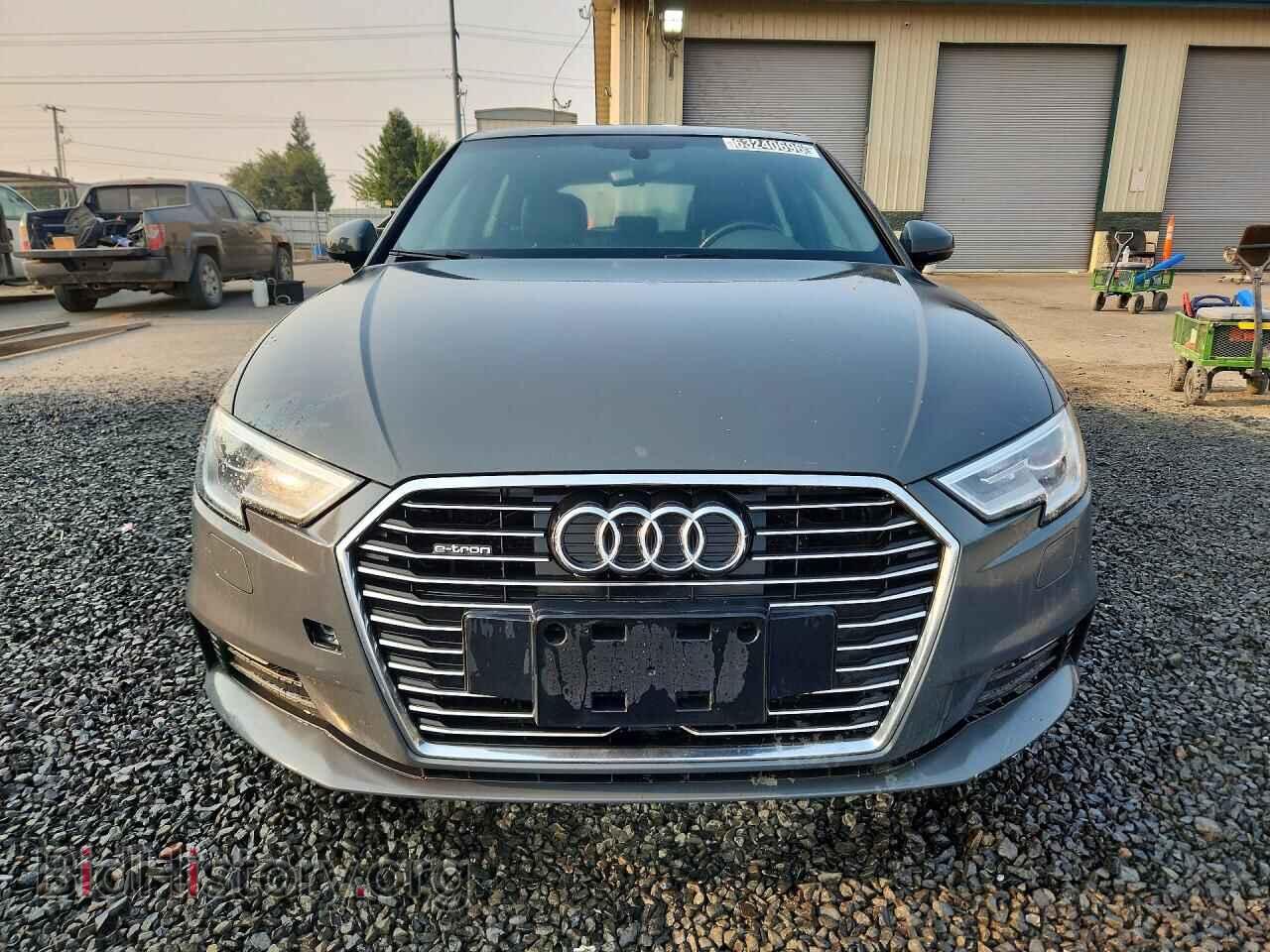 2017 AUDI A3 - VIN: WAUUPBFF8HA042066 - Photo 5
