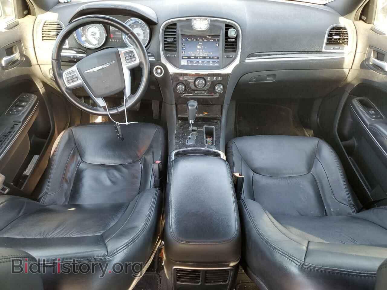 2011 CHRYSLER 300 - VIN: 2C3CA5CG9BH593893 - Фото 8