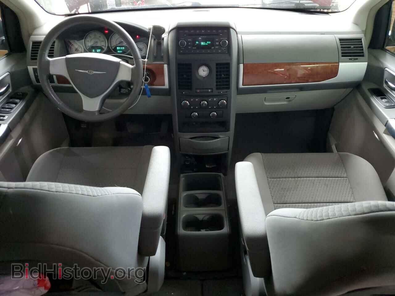 2008 CHRYSLER MINIVAN - VIN: 2A8HR54P28R738826 - Фото 8