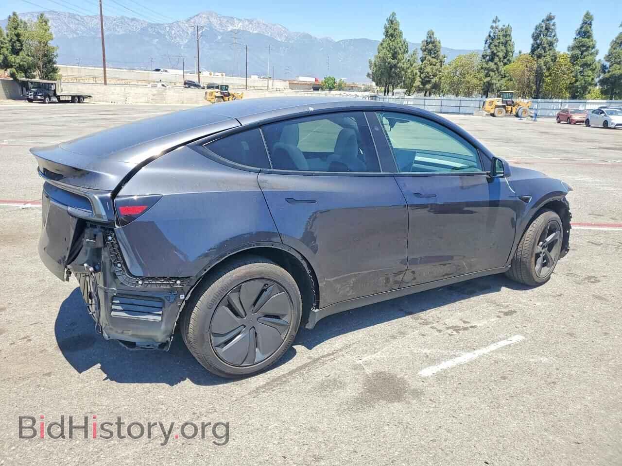 2026 TESLA MODEL Y - VIN: 7SAYGDEDXTF415367 - Photo 3