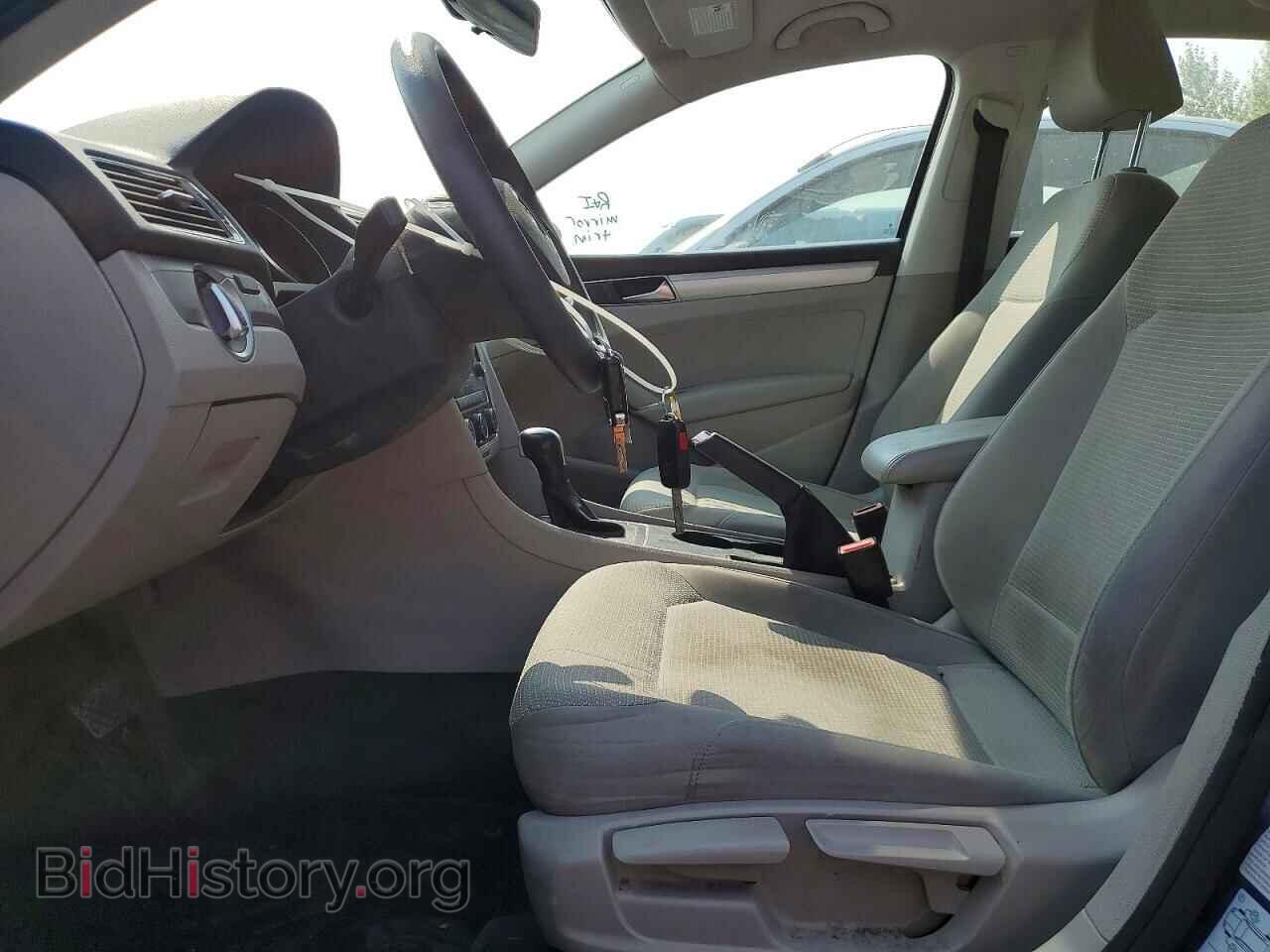 2017 VOLKSWAGEN PASSAT - VIN: 1VWAT7A37HC045506 - Photo 7