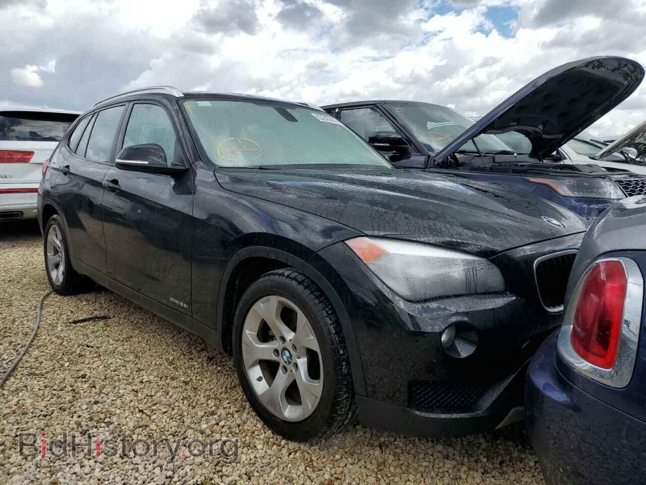 Фотография WBAVM1C59DVW45310 - BMW X1 2013