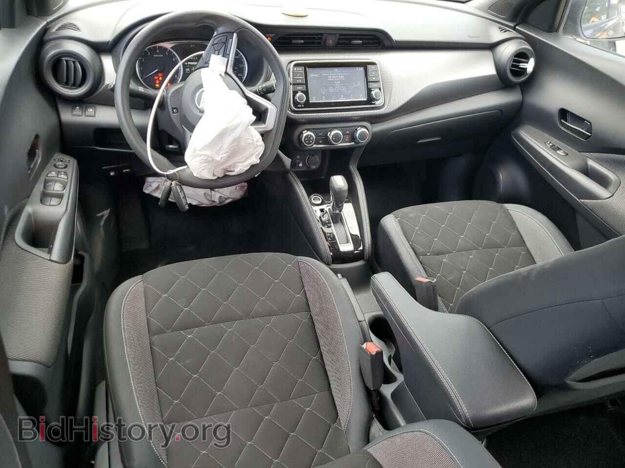 2019 NISSAN KICKS - VIN: 3N1CP5CU3KL560754 - Фото 8