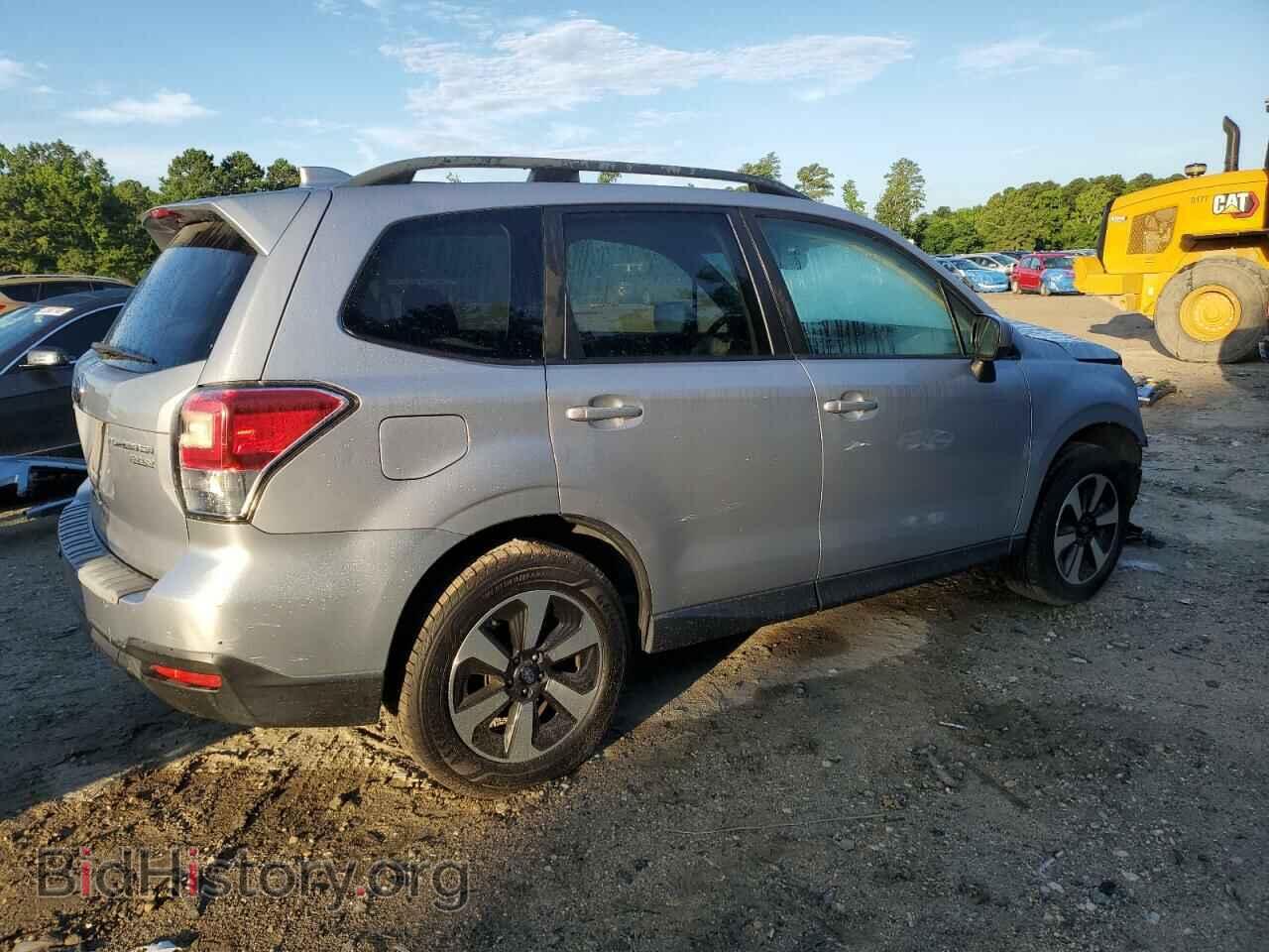 2017 SUBARU FORESTER - VIN: JF2SJAEC4HH550914 - Фото 3