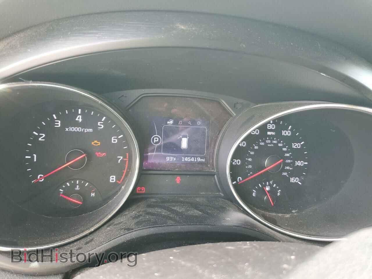 2016 KIA All Models - VIN: KNDMB5C10G6216631 - Фото 9