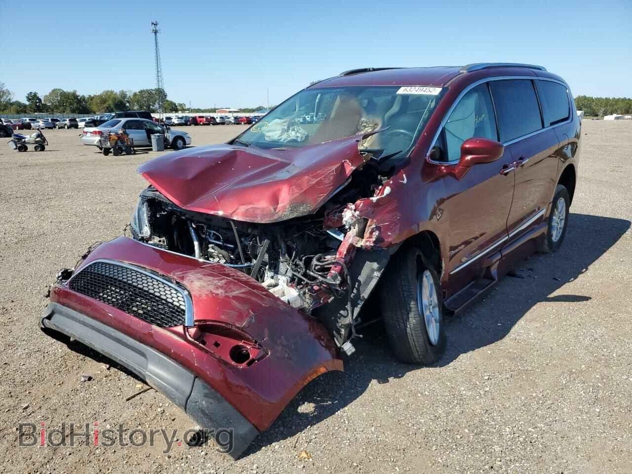 2020 CHRYSLER PACIFICA - VIN: 2C4RC1BG4LR190572 - Photo 2