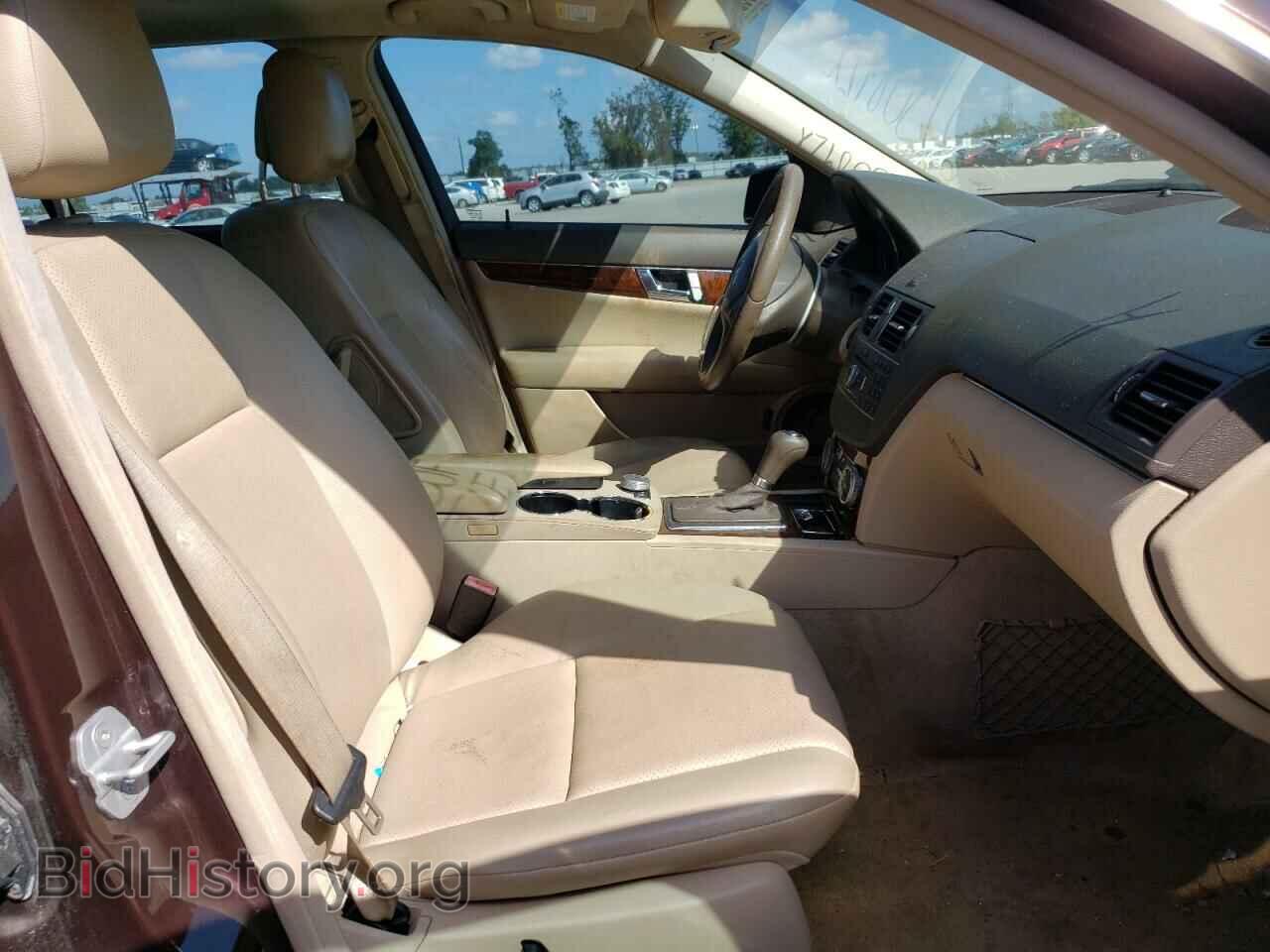 2011 MERCEDES-BENZ C-CLASS - VIN: WDDGF5EB4BR137645 - Фото 5
