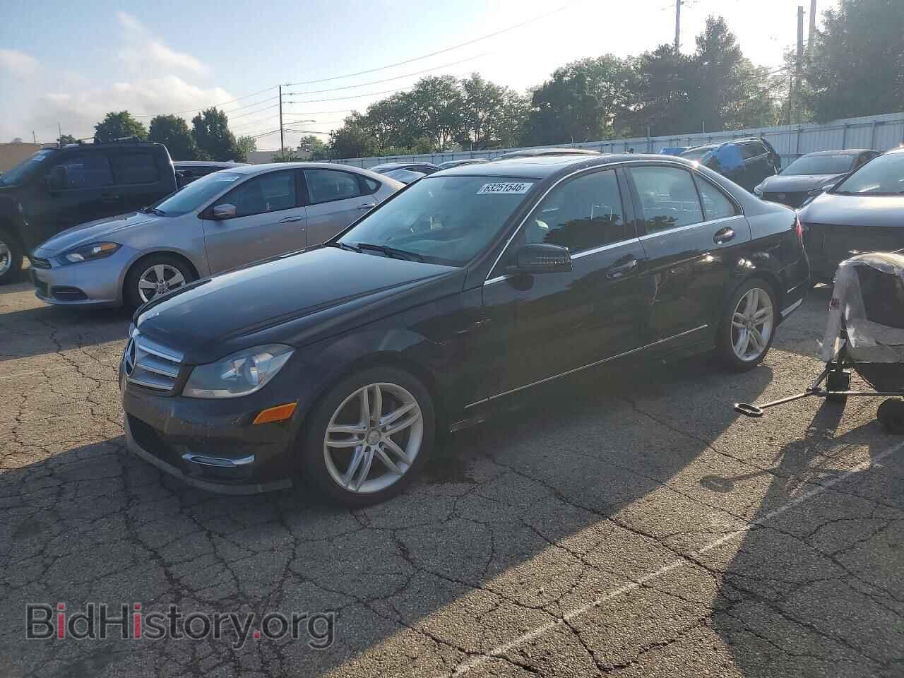 Фотография WDDGF8AB4DA835827 - MERCEDES-BENZ C-CLASS 2013