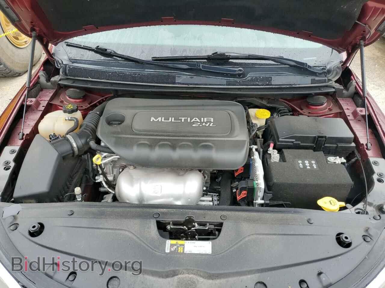 2016 CHRYSLER 200 - VIN: 1C3CCCAB9GN136554 - Фото 11