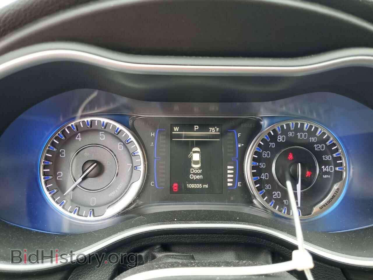 2016 CHRYSLER 200 - VIN: 1C3CCCAB9GN136554 - Фото 9