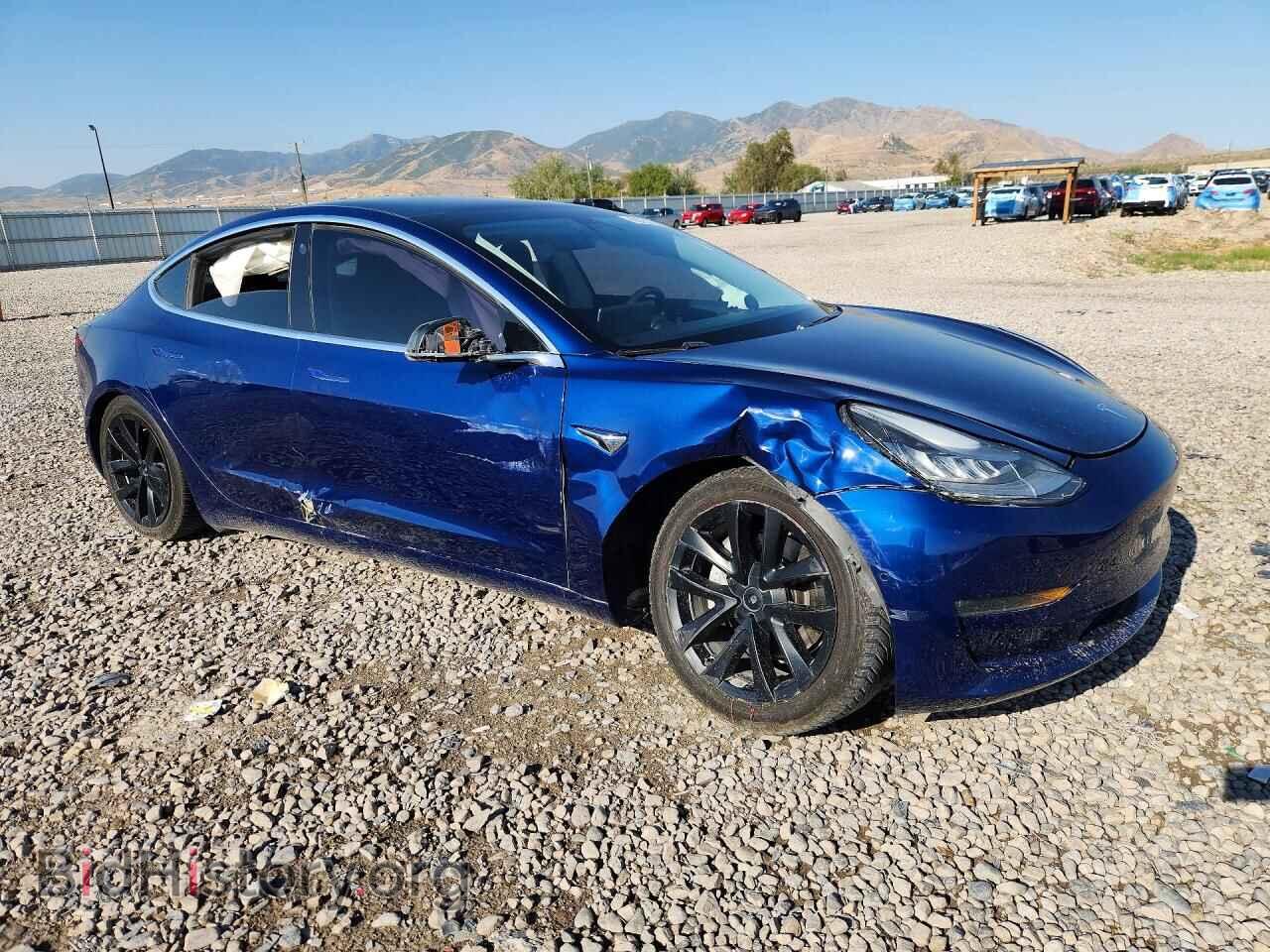2019 TESLA MODEL 3 - VIN: 5YJ3E1EB7KF465023 - Photo 4
