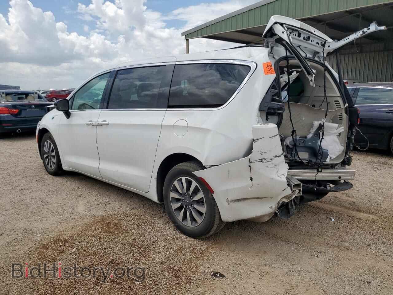 2024 CHRYSLER PACIFICA - VIN: 2C4RC1S76RR117776 - Photo 2