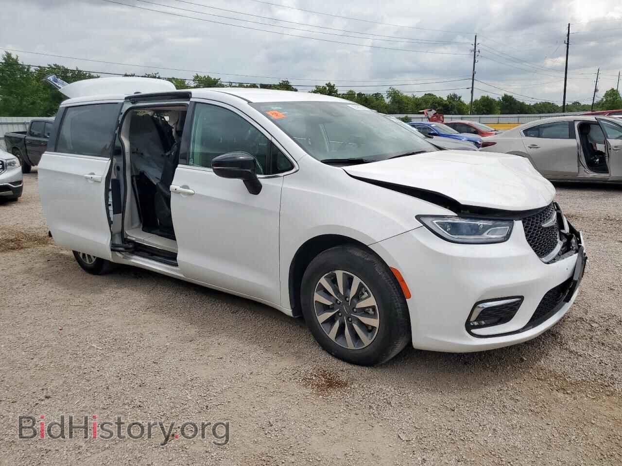 2024 CHRYSLER PACIFICA - VIN: 2C4RC1S76RR117776 - Photo 4