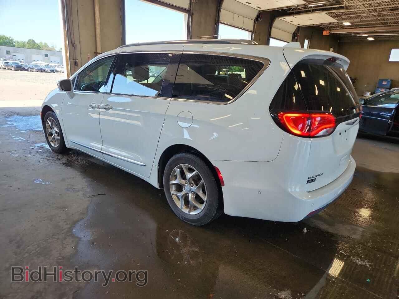2018 CHRYSLER PACIFICA - VIN: 2C4RC1GG0JR247355 - Фото 2