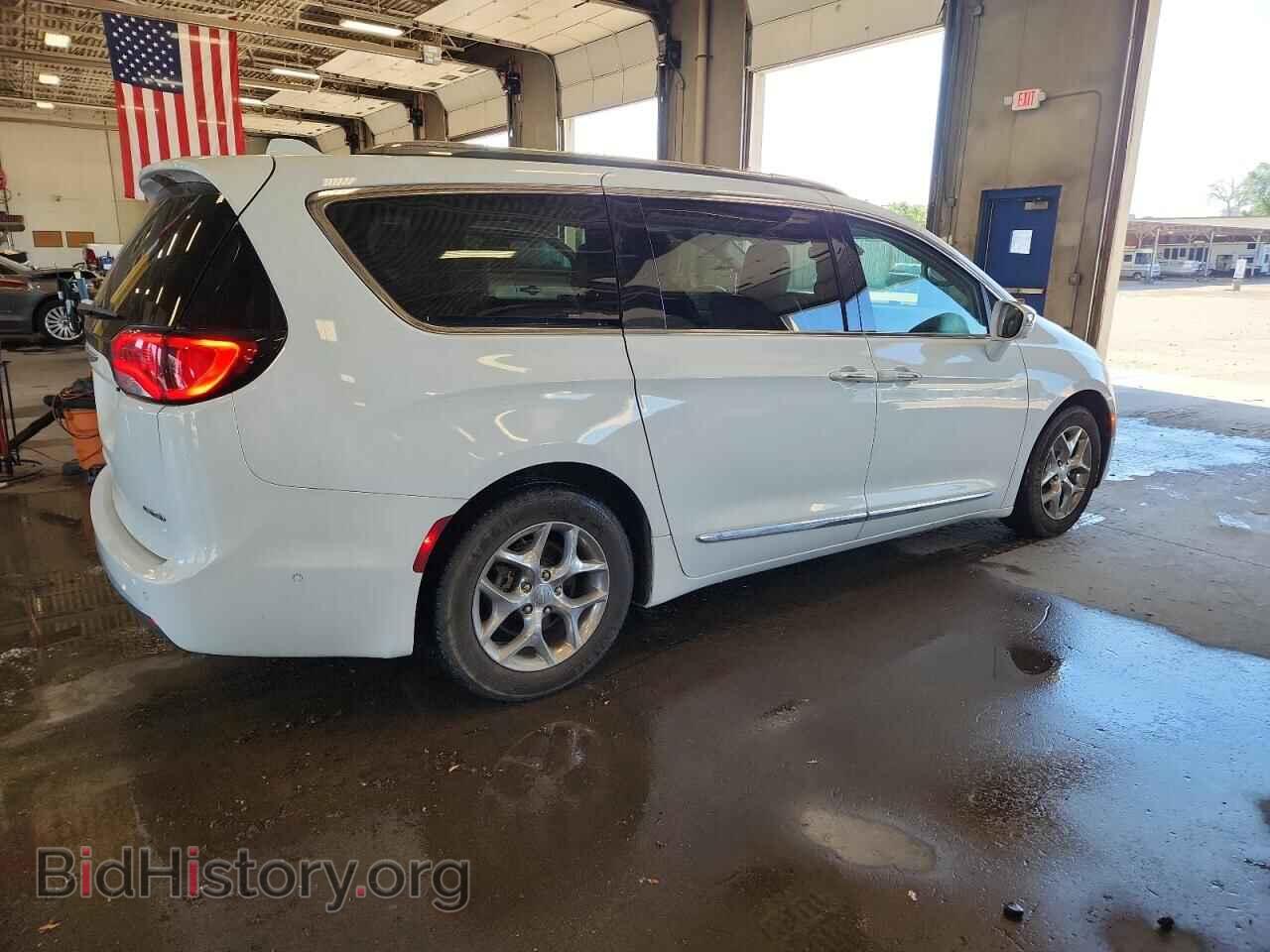 2018 CHRYSLER PACIFICA - VIN: 2C4RC1GG0JR247355 - Фото 3