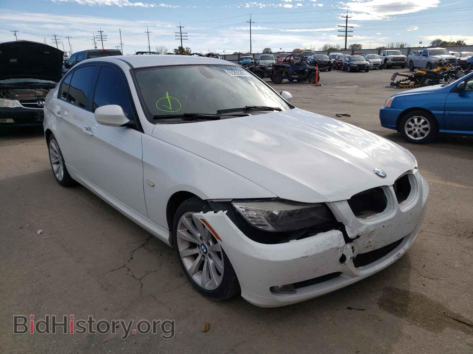 Photo WBAPH5C54BA446724 - BMW 3 SERIES 2011