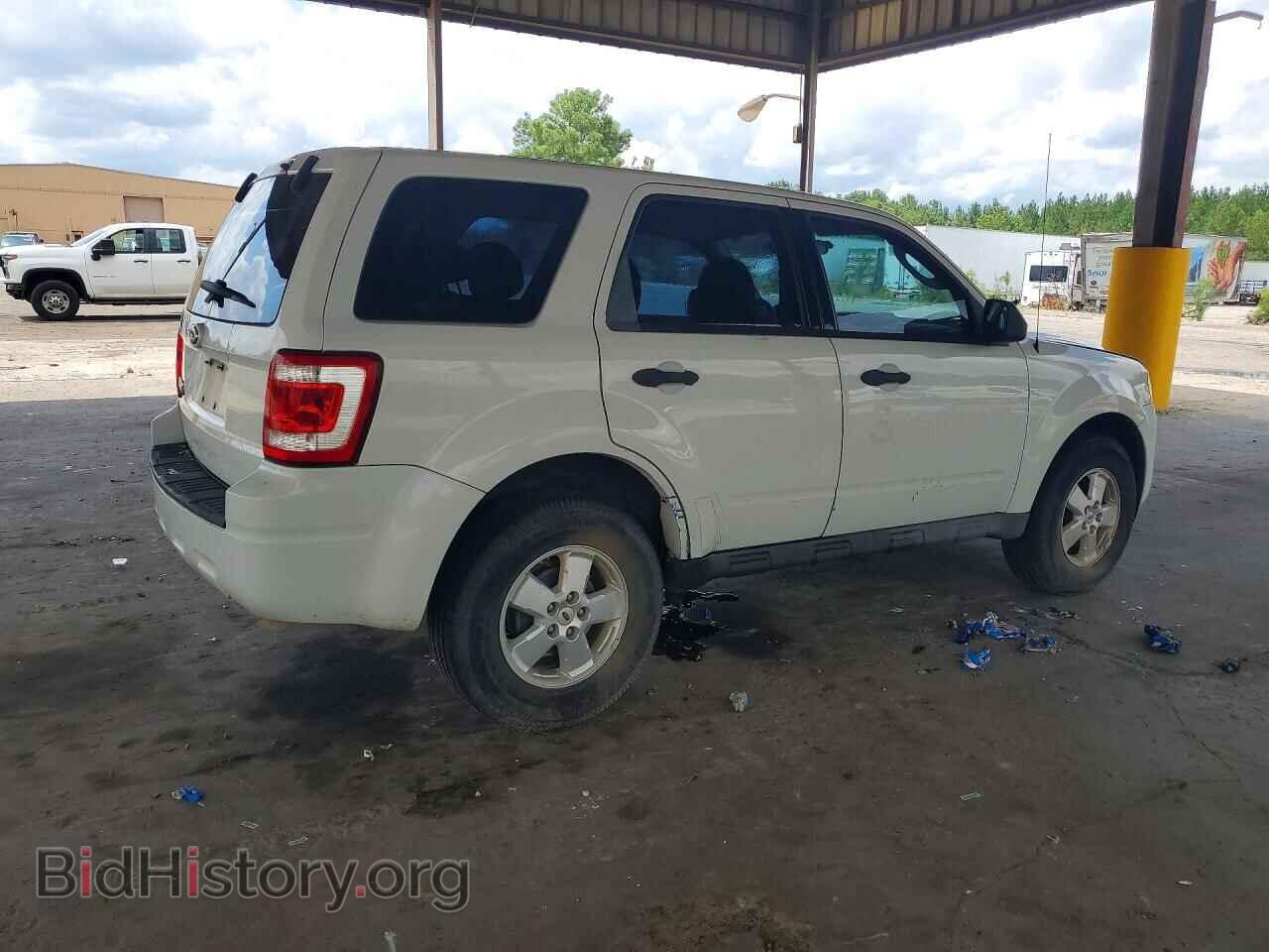 2009 FORD ESCAPE - VIN: 1FMCU027X9KA74907 - Фото 3