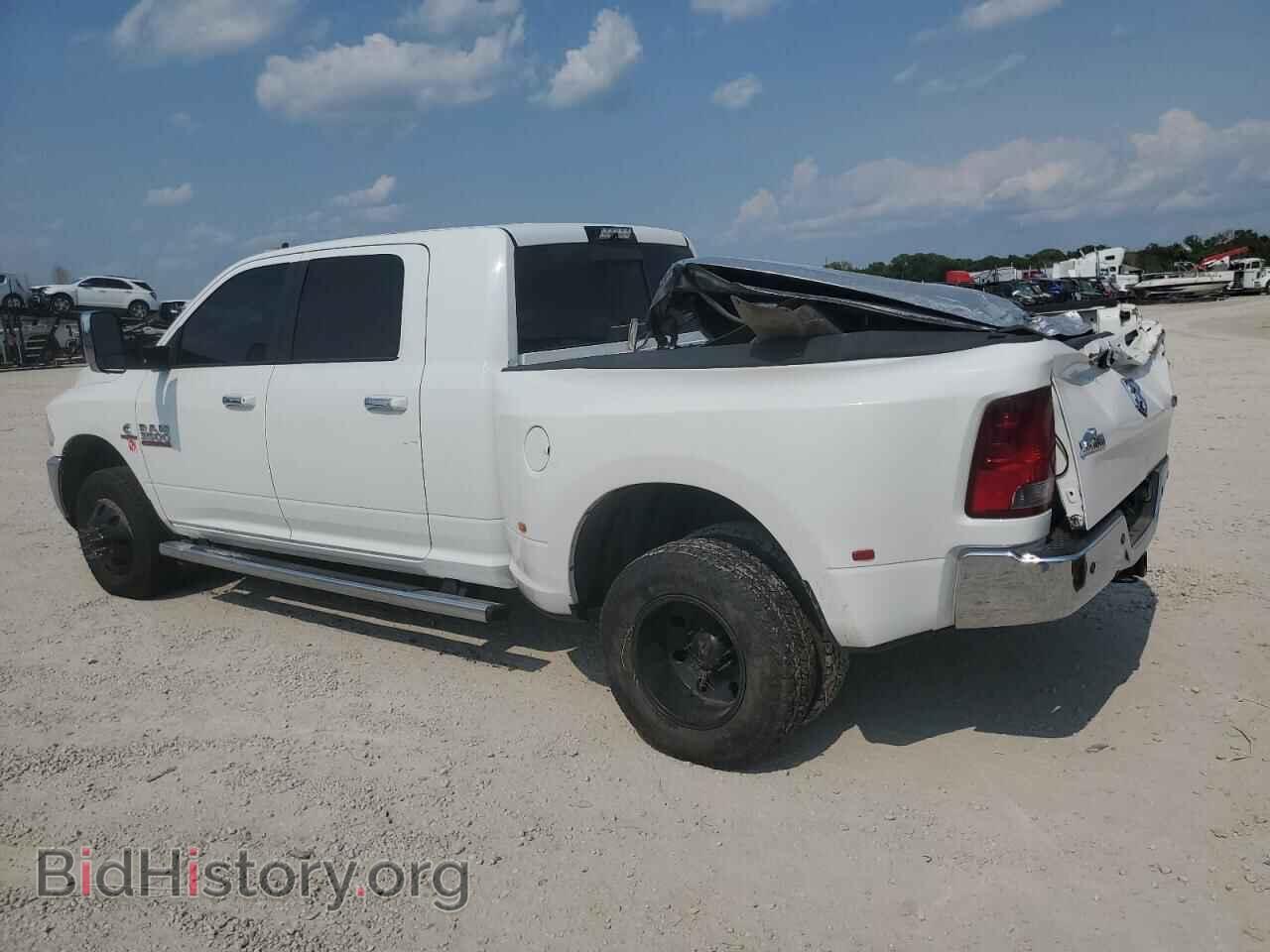 2017 RAM All Models - VIN: 3C63RRLLXHG596455 - Фото 2