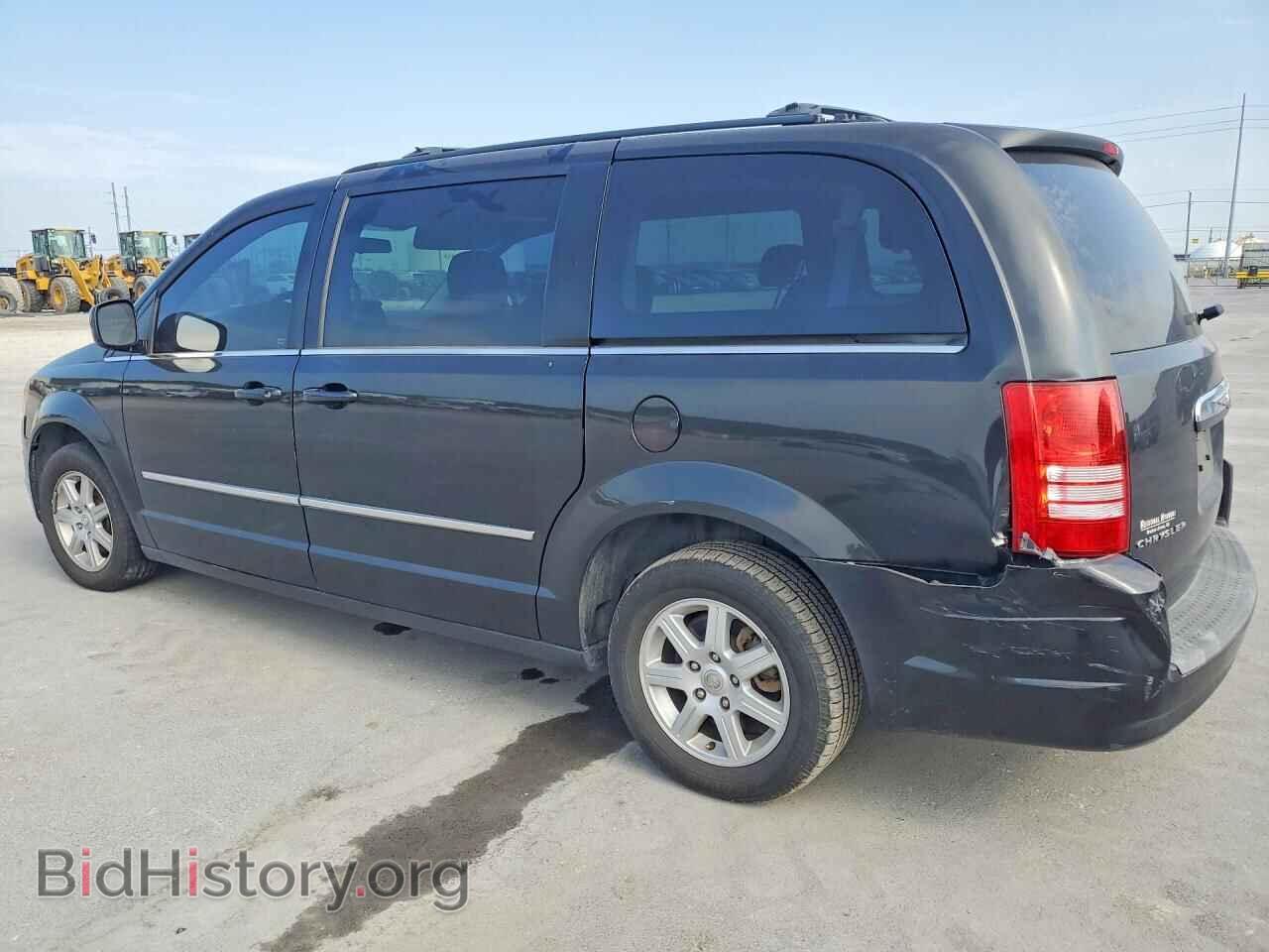 2010 CHRYSLER MINIVAN - VIN: 2A4RR5D17AR132252 - Photo 2