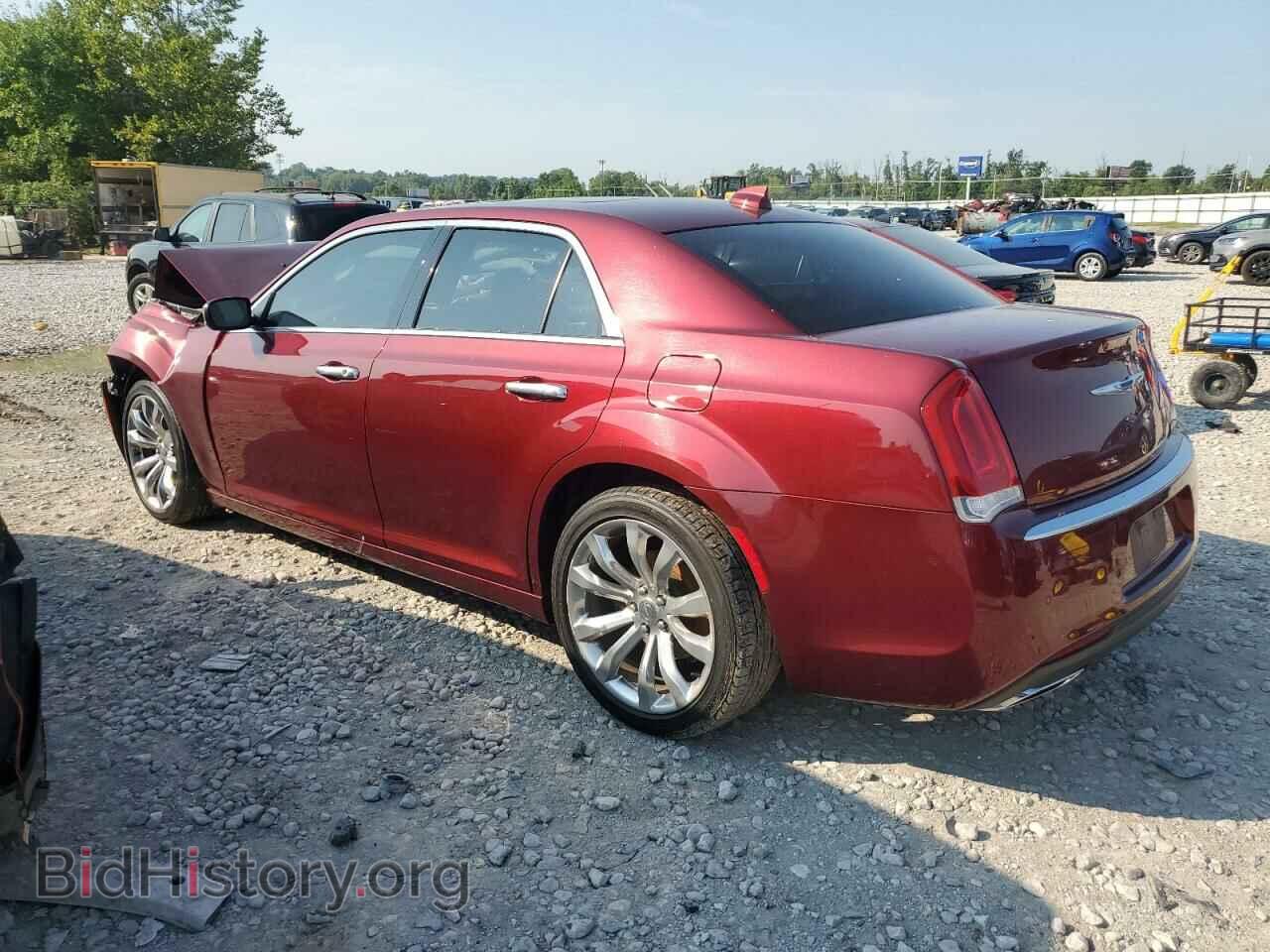 2015 CHRYSLER 300 - VIN: 2C3CCAPT1FH859813 - Фото 2