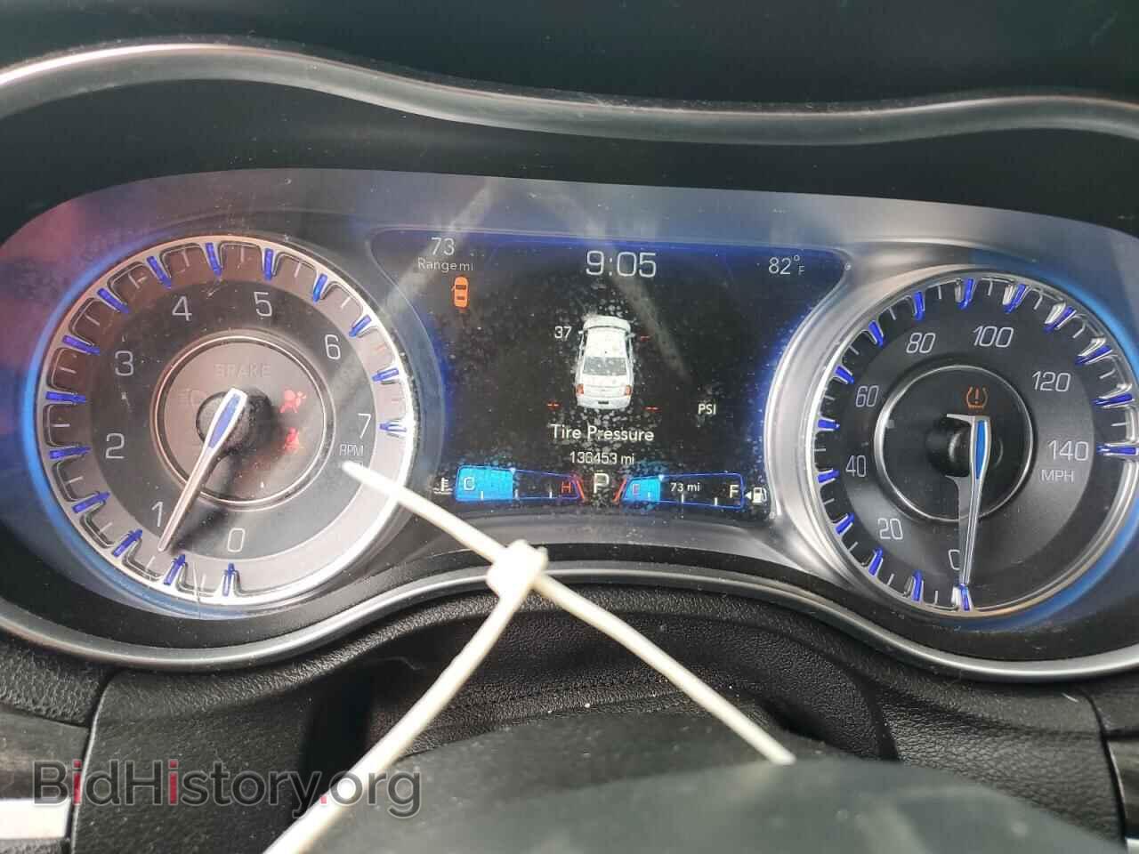 2016 CHRYSLER 300 - VIN: 2C3CCAAG8GH135694 - Фото 9