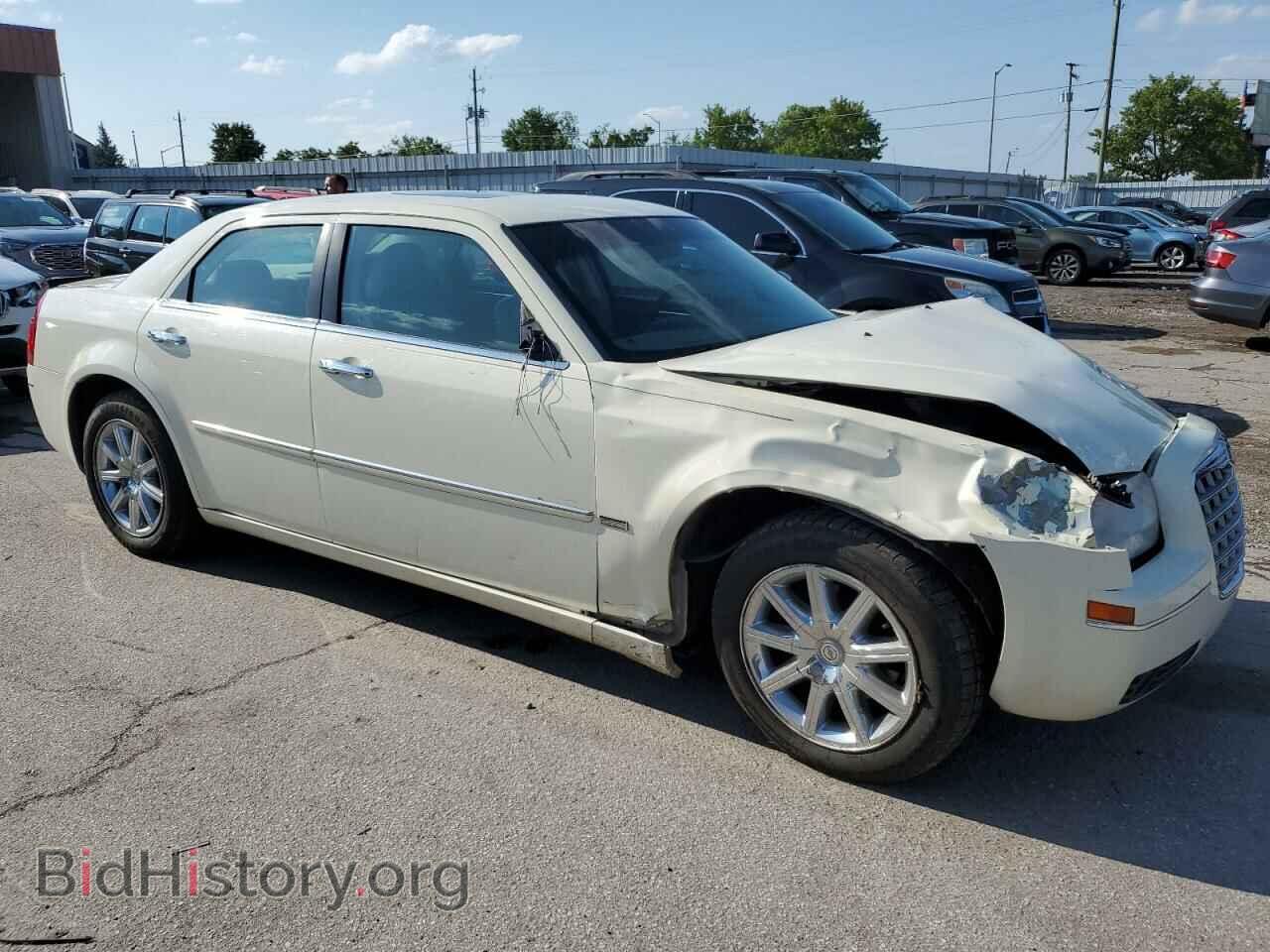 2010 CHRYSLER 300 - VIN: 2C3CA5CV4AH132372 - Фото 4