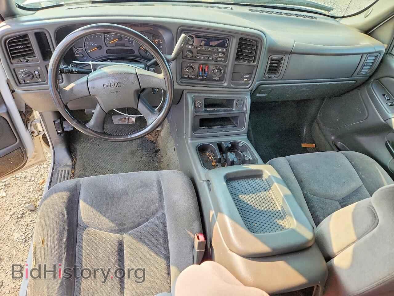 2005 GMC SIERRA - VIN: 1GTHC29U95E196526 - Фото 8