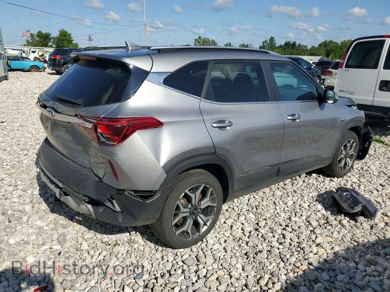 2021 KIA SELTOS - VIN: KNDERCAA0M7195471 - Фото 3