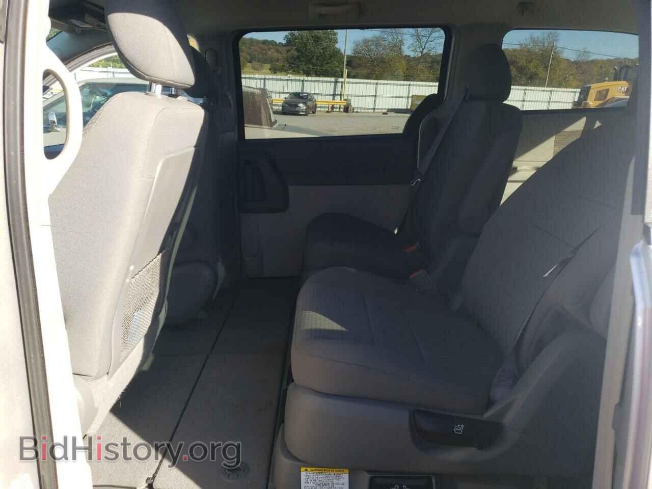 2009 CHRYSLER MINIVAN - VIN: 2A8HR54179R635334 - Фото 6