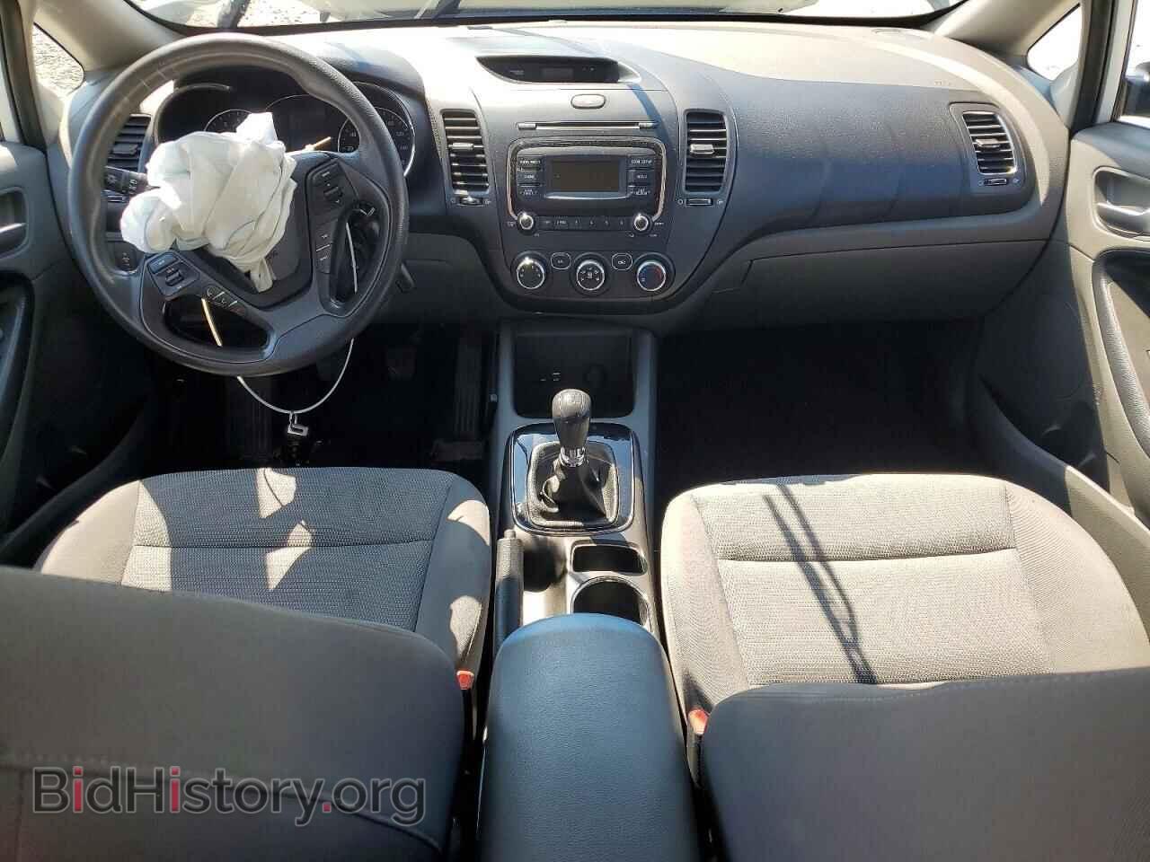 2017 KIA FORTE - VIN: 3KPFK4A77HE012351 - Photo 8