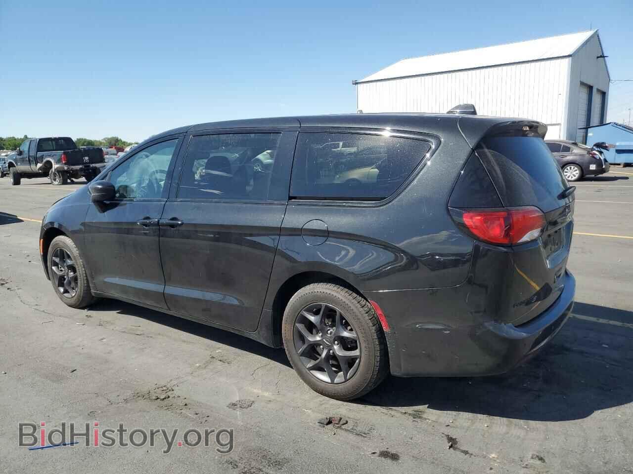 2018 CHRYSLER PACIFICA - VIN: 2C4RC1FG2JR287356 - Photo 2