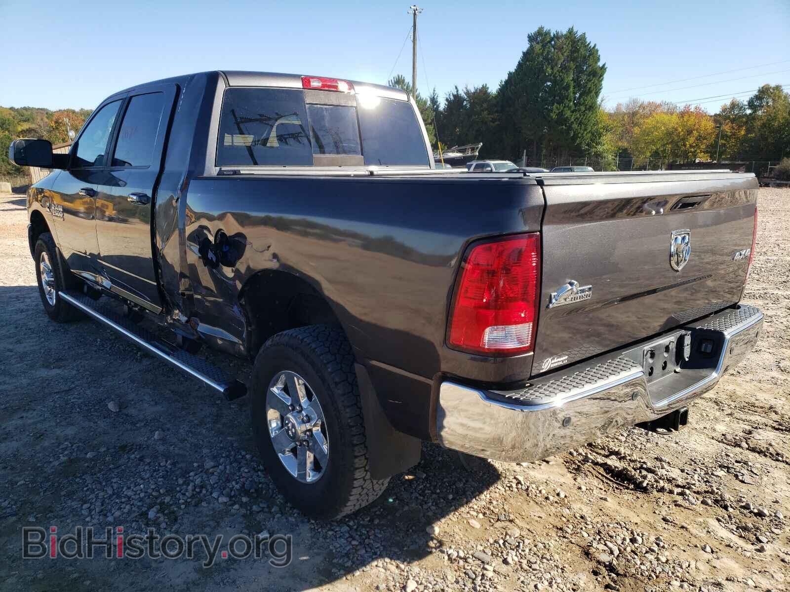 2015 RAM 2500 - VIN: 3C6UR5ML2FG643275 - Photo 3