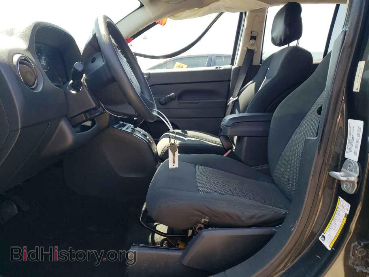 2010 JEEP COMPASS - VIN: 1J4NT1FB9AD647156 - Photo 7